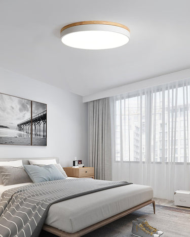 White Round Wooden Ceiling Lamp - LUUGAA