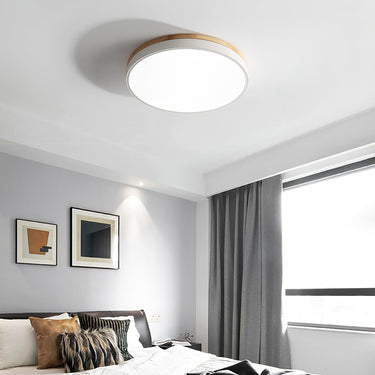 White Round Wooden Ceiling Lamp - LUUGAA