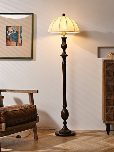 Windsor Vintage Floor Lamp - LUUGAA