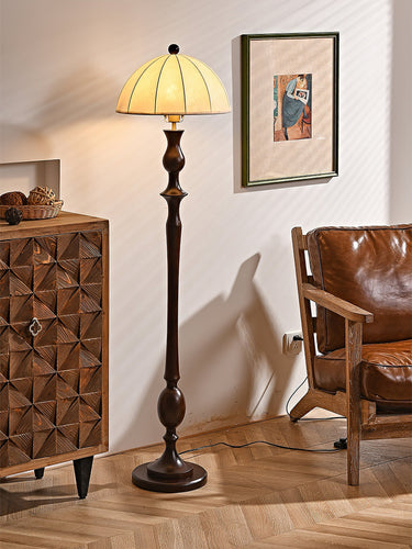 Windsor Vintage Floor Lamp - LUUGAA
